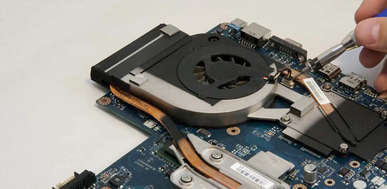 Чистка ноутбука Packard Bell от пыли в Зеленодольске | Замена термопасты