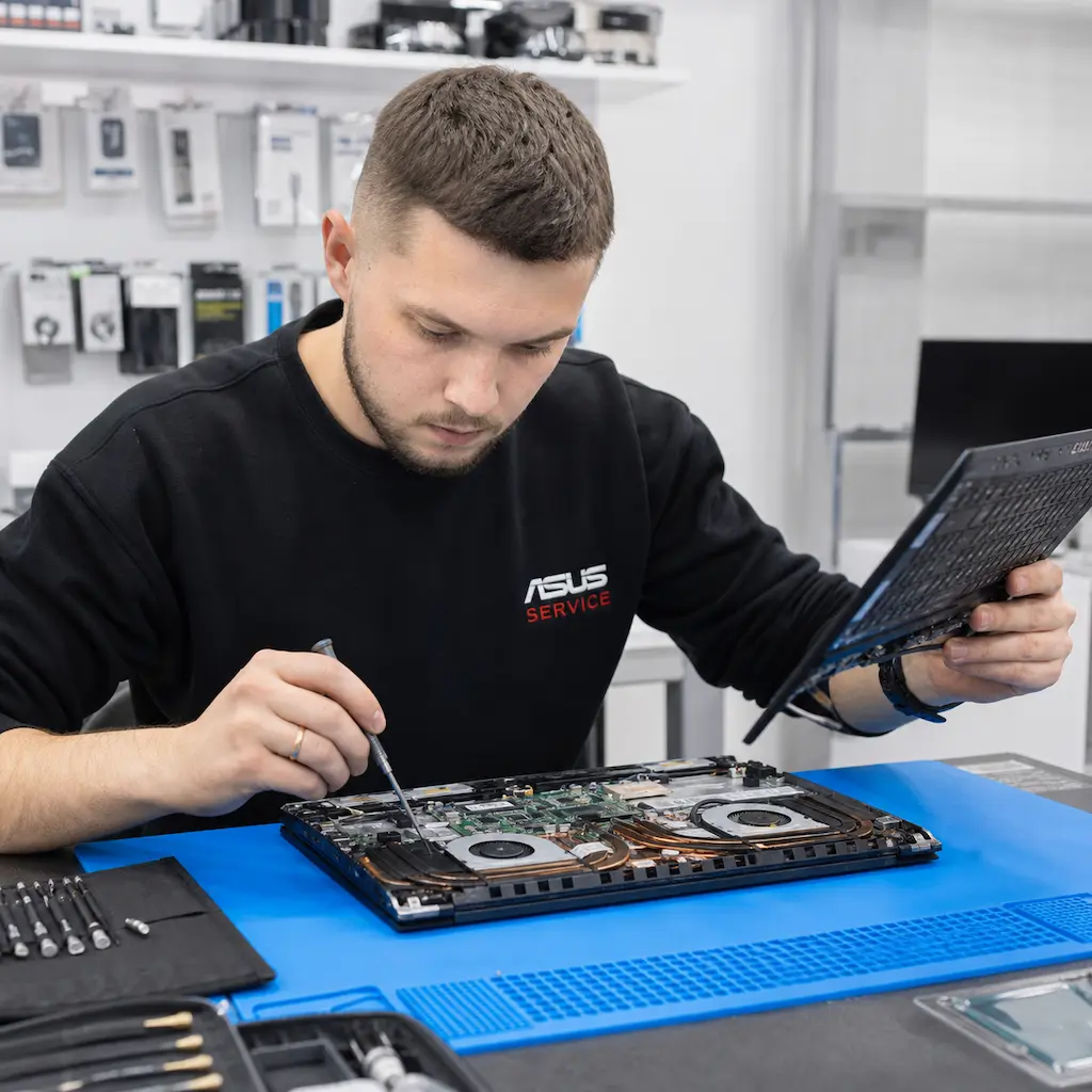 заменить клавиатуру на ноутбуке Asus в Зеленодольске