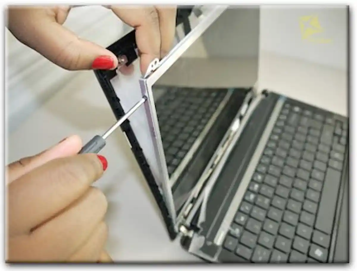 Замена экрана ноутбука Packard Bell в Зеленодольске